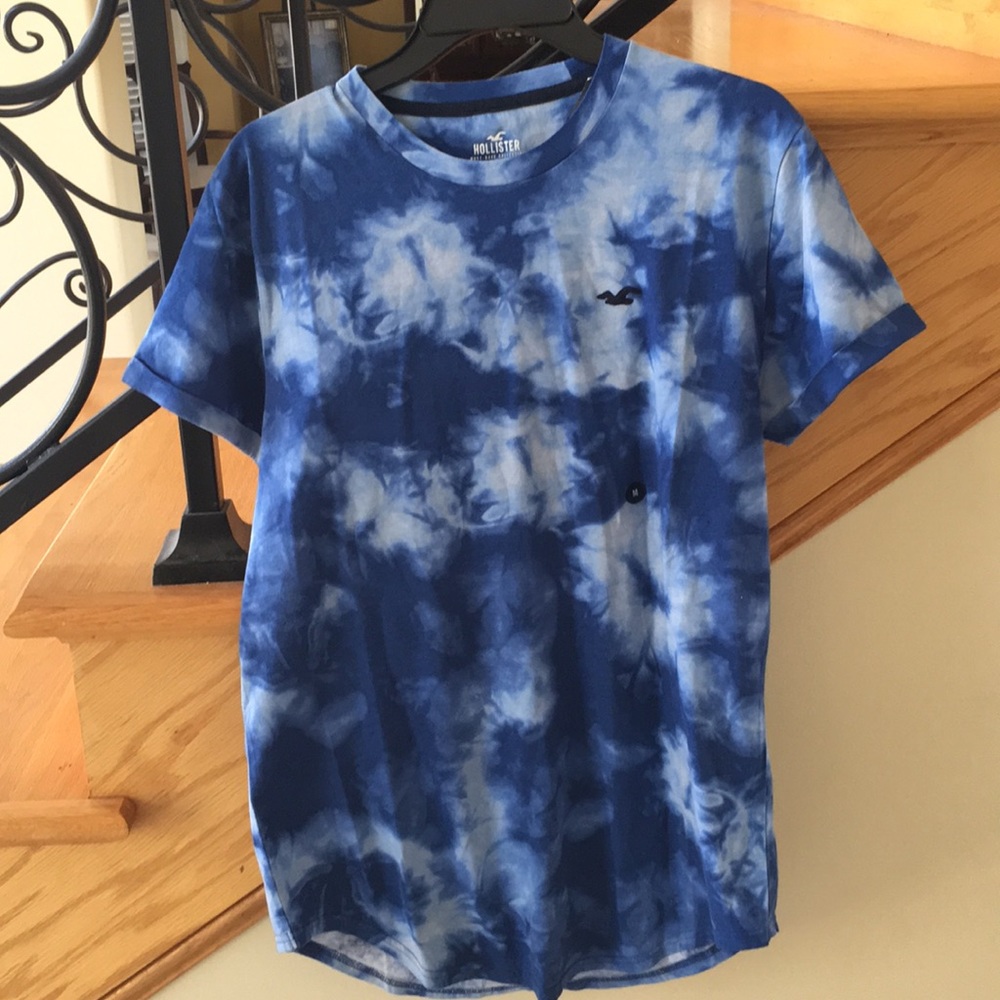 Hollister Curved Hem Tee,SZ M, NWT, Blue and White